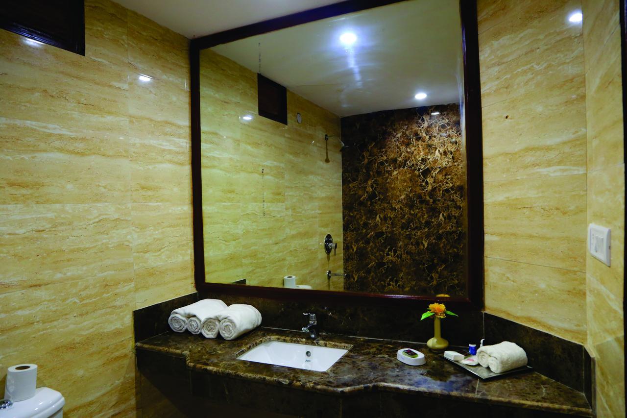 Magsons Resorts Vrindavan Kosi Luaran gambar