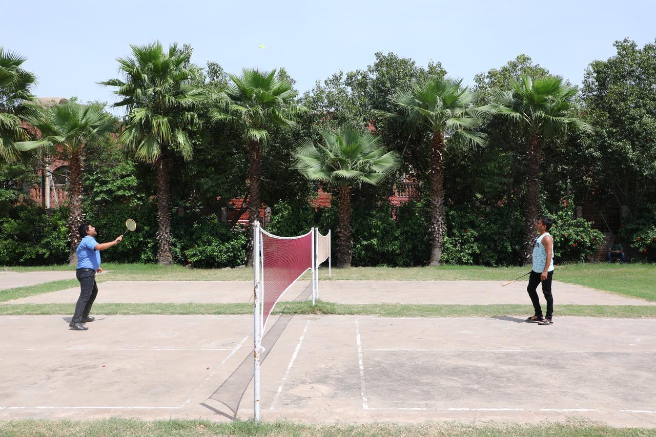 Magsons Resorts Vrindavan Kosi Luaran gambar