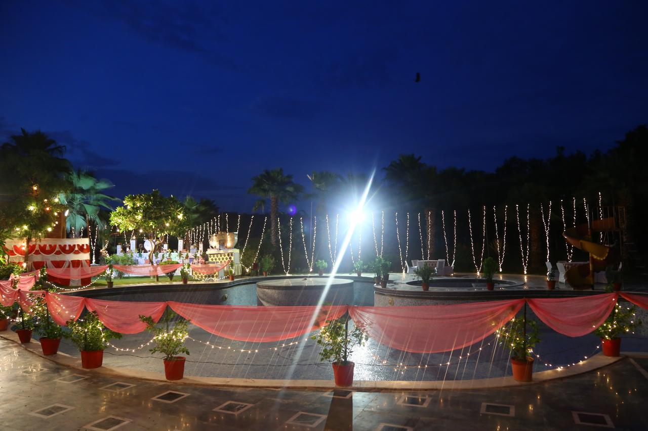 Magsons Resorts Vrindavan Kosi Luaran gambar