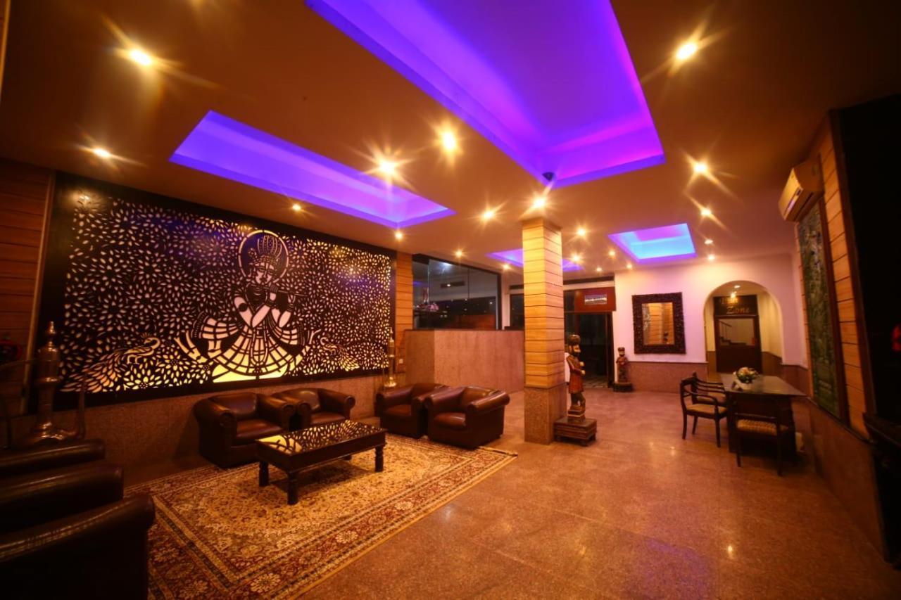 Magsons Resorts Vrindavan Kosi Luaran gambar