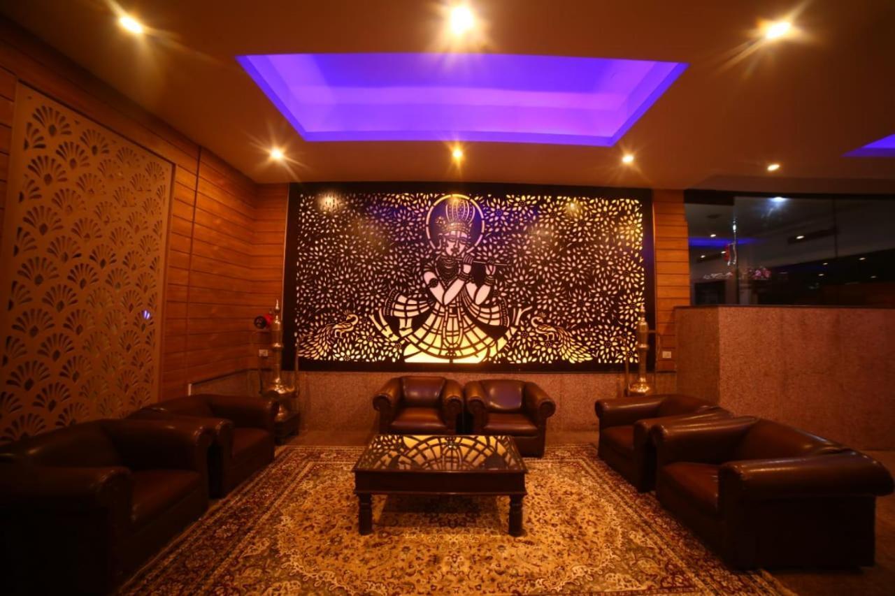 Magsons Resorts Vrindavan Kosi Luaran gambar